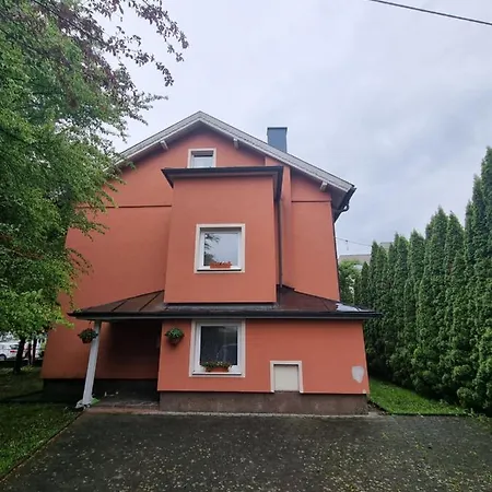 House House Apartman *