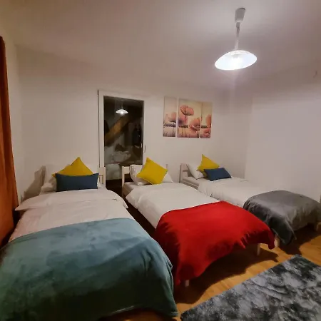 House House Apartman *